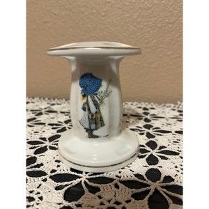1973 Holly Hobby Toothbrush holder